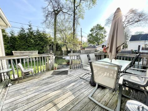 612 Myrtle Avenue West Allenhurst NJ 07711