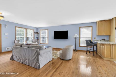 143 Lake Avenue Manasquan NJ 08736