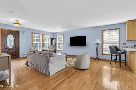143 Lake Avenue Manasquan NJ 08736