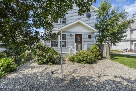 143 Lake Avenue Manasquan NJ 08736