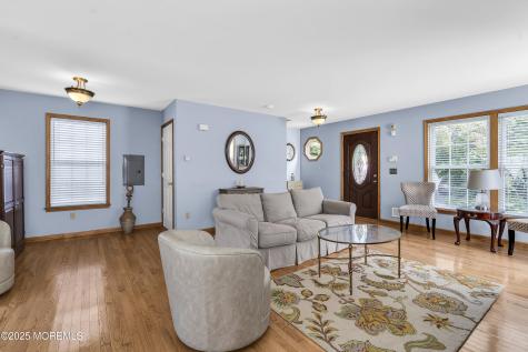 143 Lake Avenue Manasquan NJ 08736