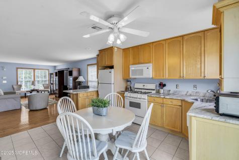 143 Lake Avenue Manasquan NJ 08736