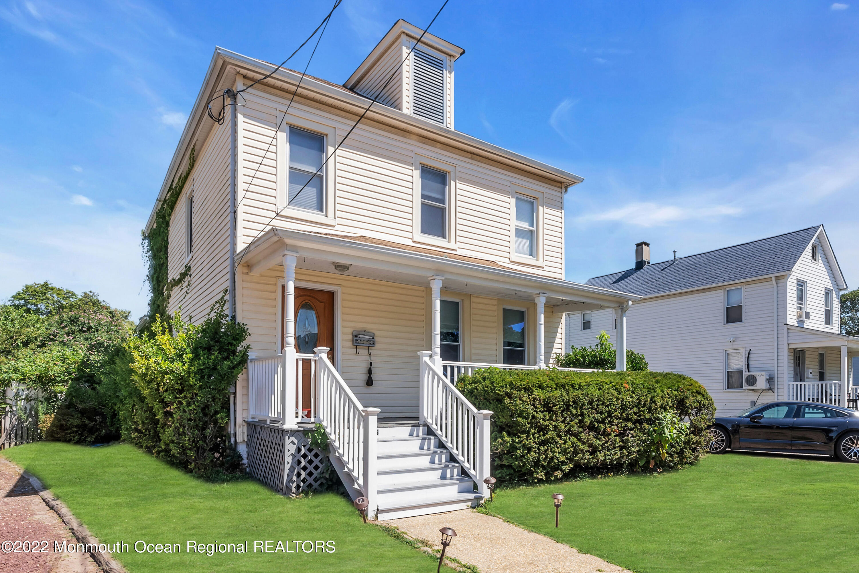 325 Roosevelt Avenue Oakhurst NJ 07755