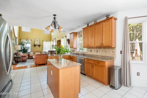 4 Scottsdale Court Jackson NJ 08527