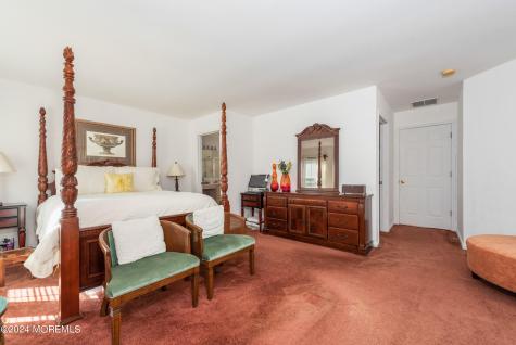 4 Scottsdale Court Jackson NJ 08527