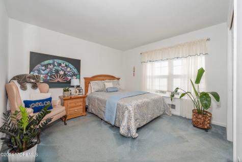 4 Scottsdale Court Jackson NJ 08527
