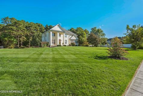 4 Scottsdale Court Jackson NJ 08527