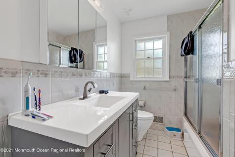 410 Wells Avenue Oakhurst NJ 07755