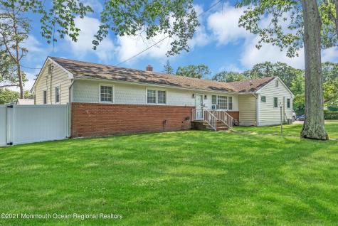 410 Wells Avenue Oakhurst NJ 07755