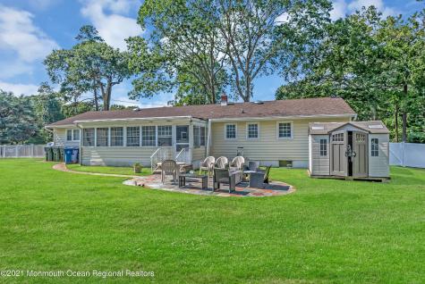 410 Wells Avenue Oakhurst NJ 07755