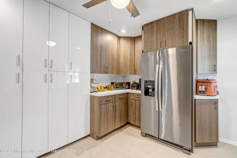 410 Wells Avenue Oakhurst NJ 07755