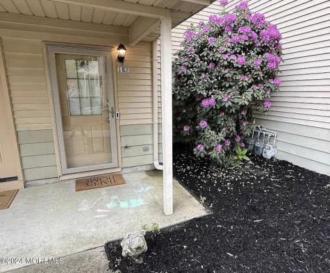 182 Azalea Circle Jackson NJ 08527