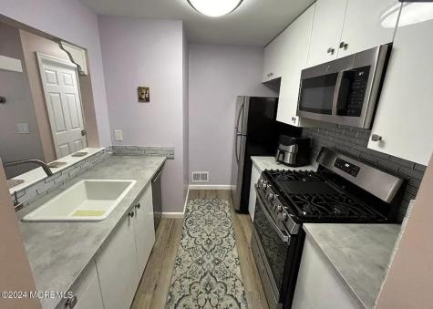 182 Azalea Circle Jackson NJ 08527