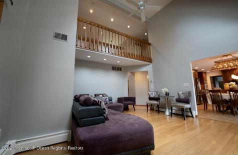 1706 Fanwood Street Oakhurst NJ 07755
