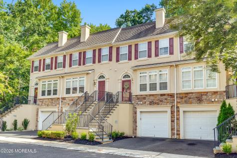 41 W Aspen Way Aberdeen NJ 07747