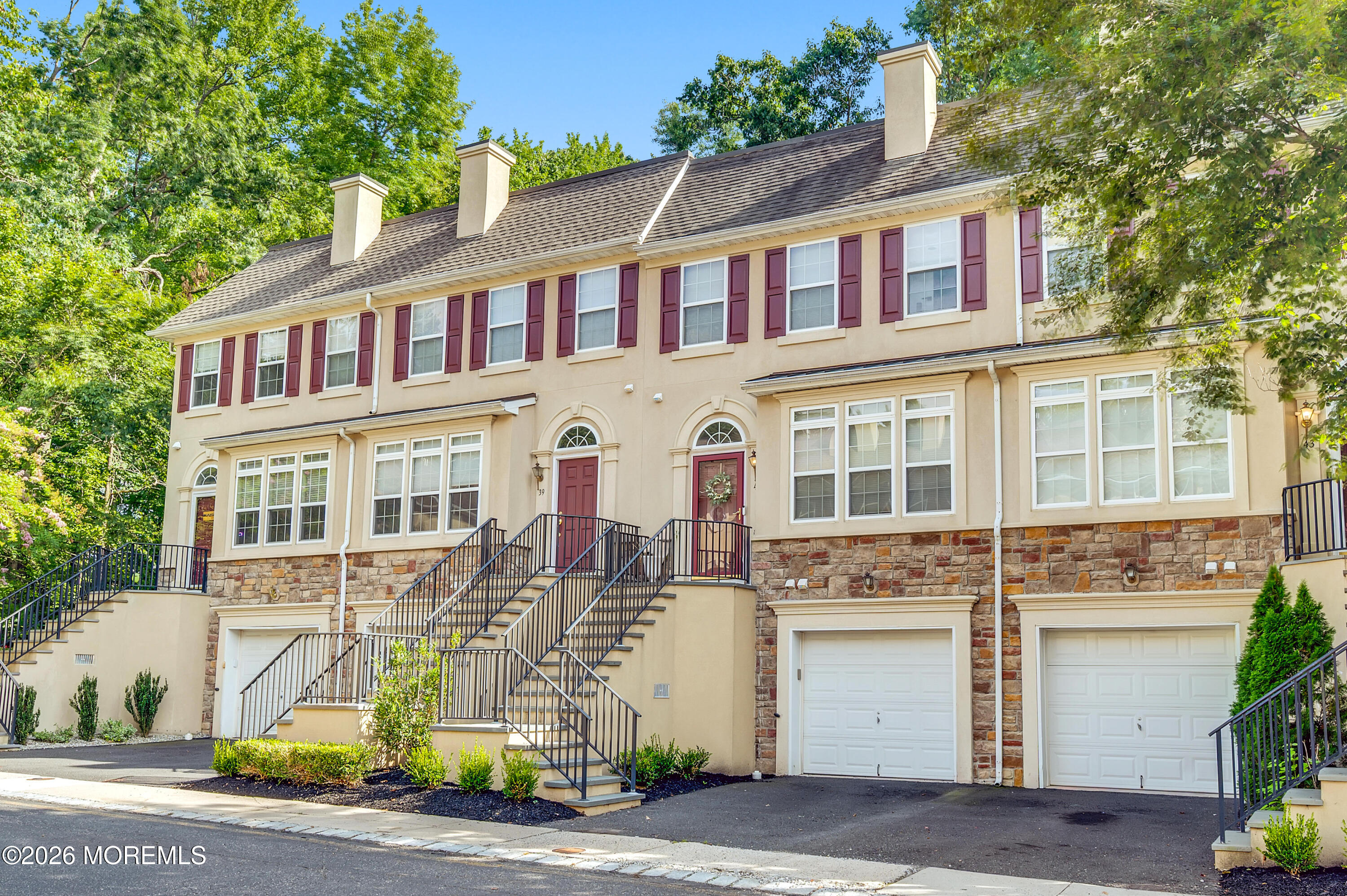 41 W Aspen Way Aberdeen NJ 07747