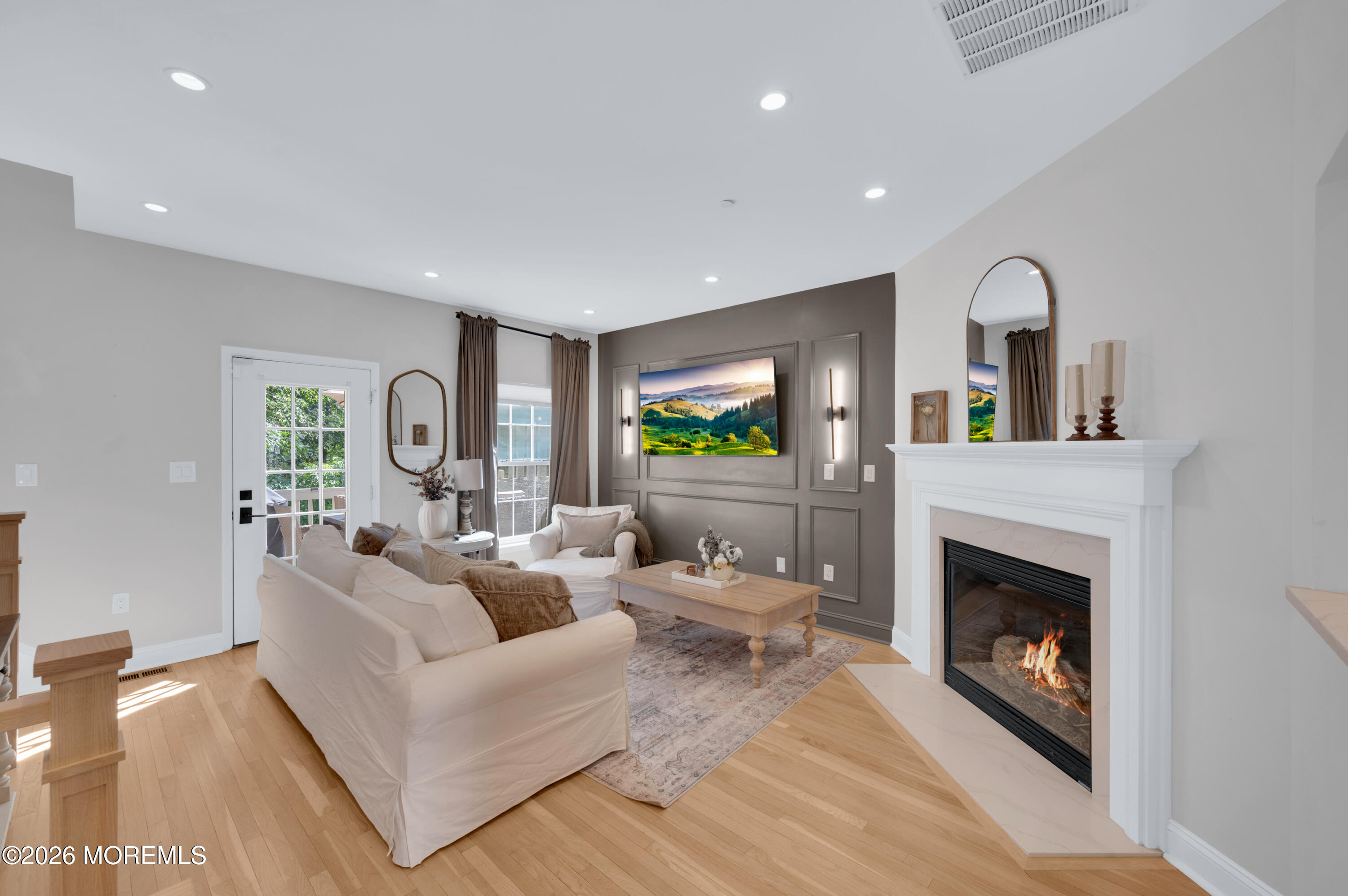 41 W Aspen Way Aberdeen NJ 07747