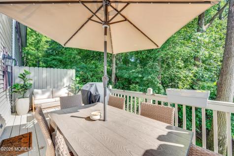 41 W Aspen Way Aberdeen NJ 07747