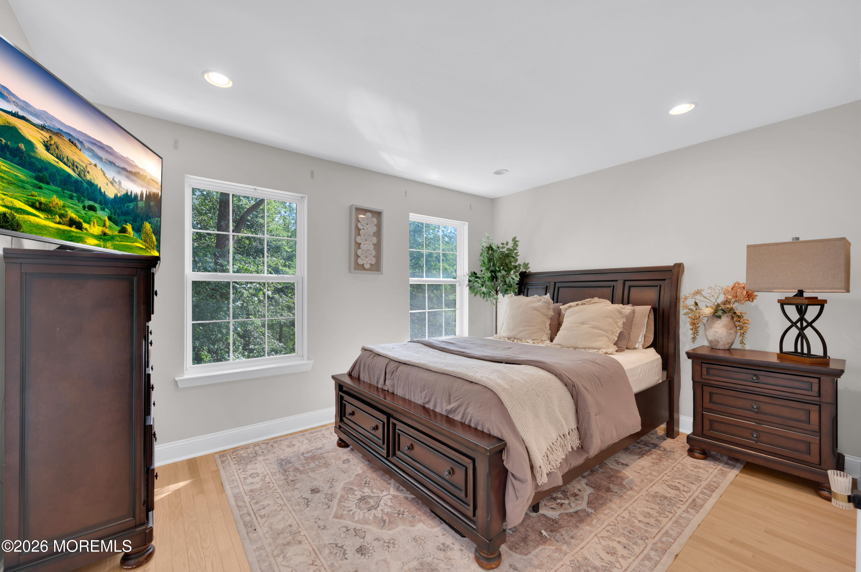 41 W Aspen Way Aberdeen NJ 07747