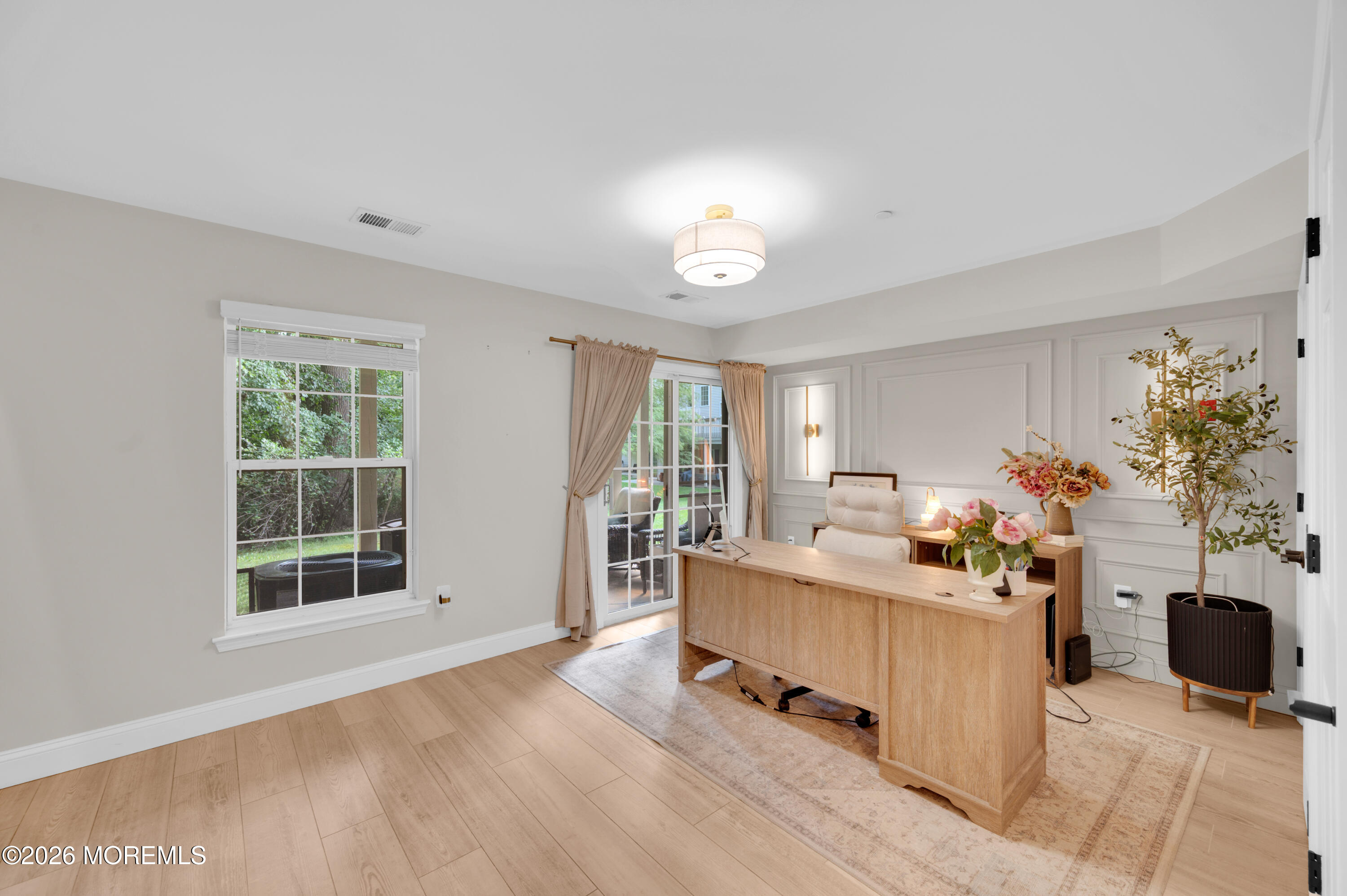 41 W Aspen Way Aberdeen NJ 07747