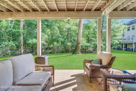 41 W Aspen Way Aberdeen NJ 07747