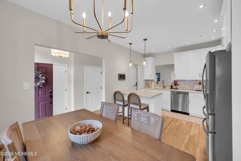 41 W Aspen Way Aberdeen NJ 07747