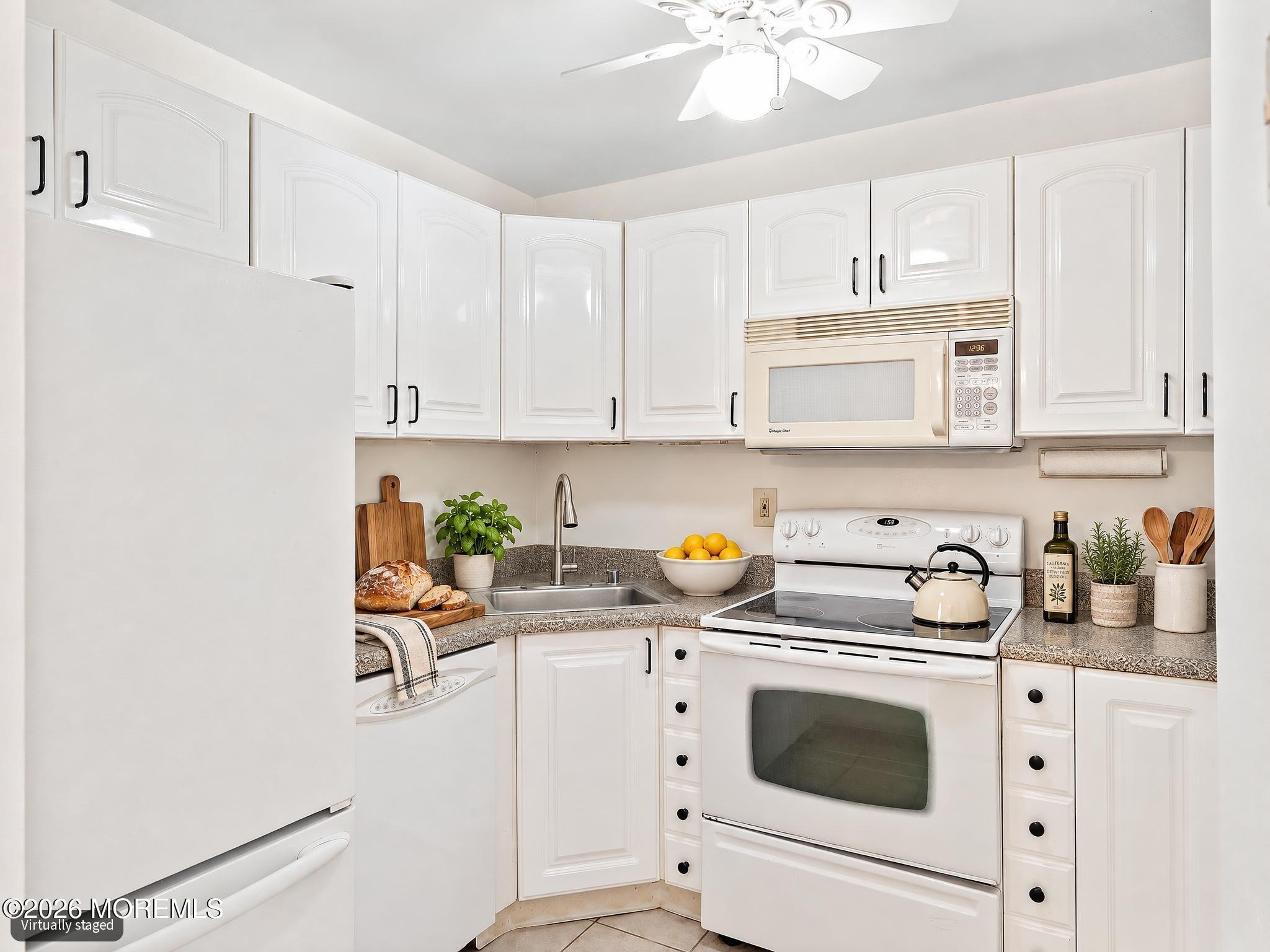 154 Cross Slope Court Manalapan NJ 07726