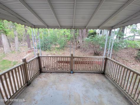 16 Chelsea Drive Whiting NJ 08759