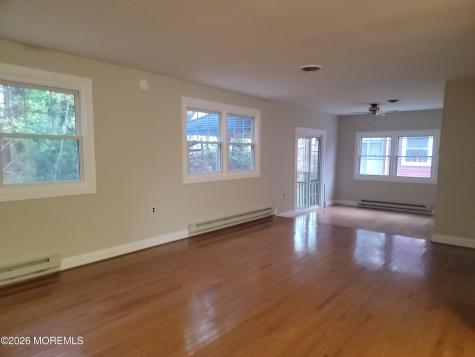 16 Chelsea Drive Whiting NJ 08759