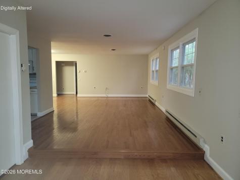 16 Chelsea Drive Whiting NJ 08759