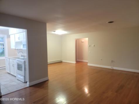 16 Chelsea Drive Whiting NJ 08759