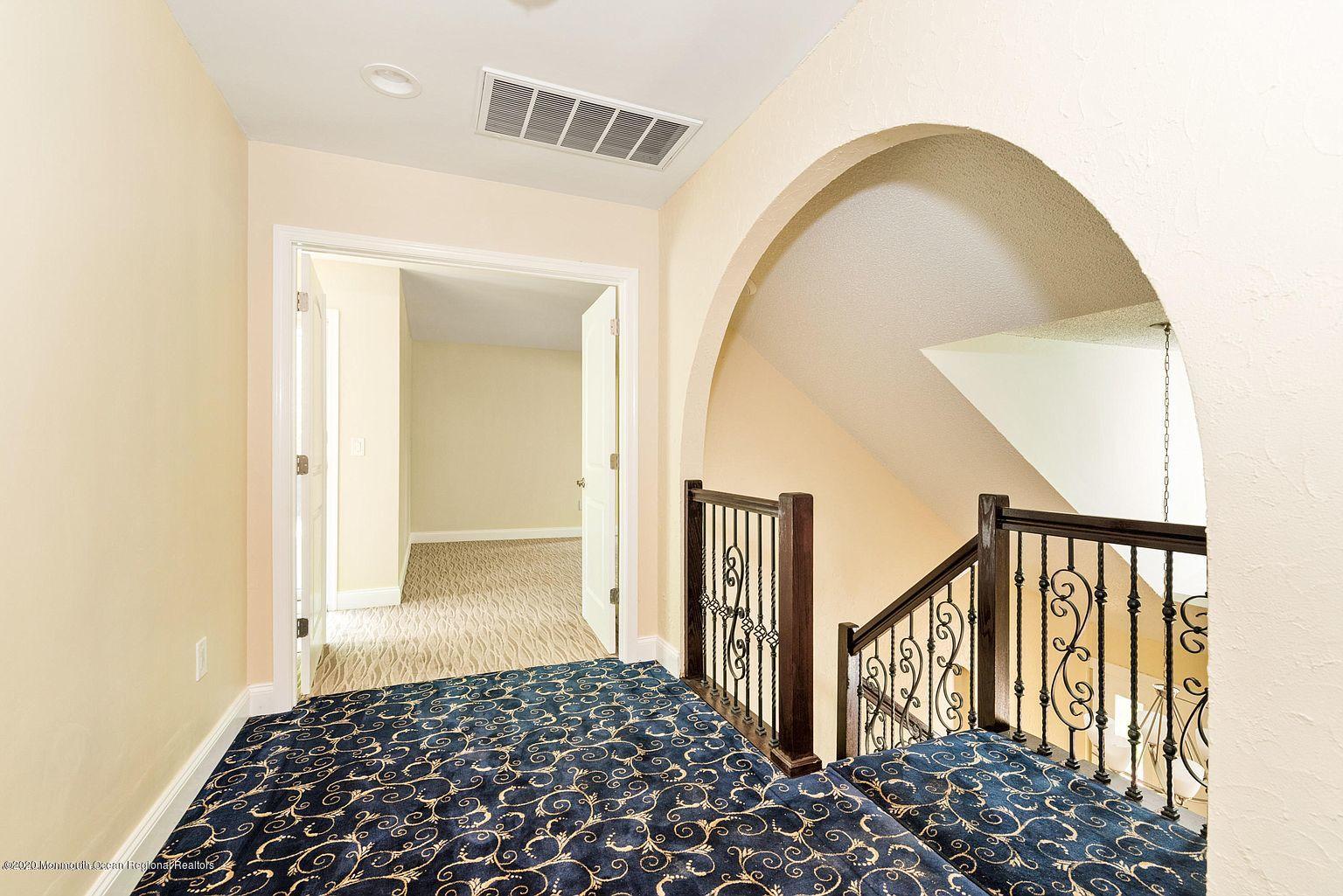 33 Heath Avenue Oakhurst NJ 07755