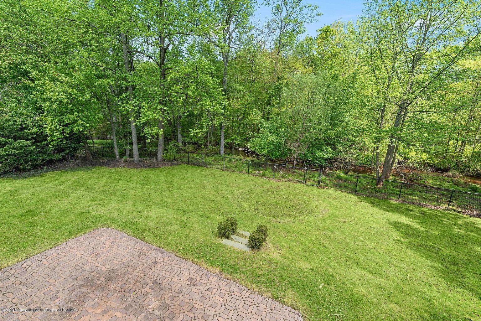 33 Heath Avenue Oakhurst NJ 07755