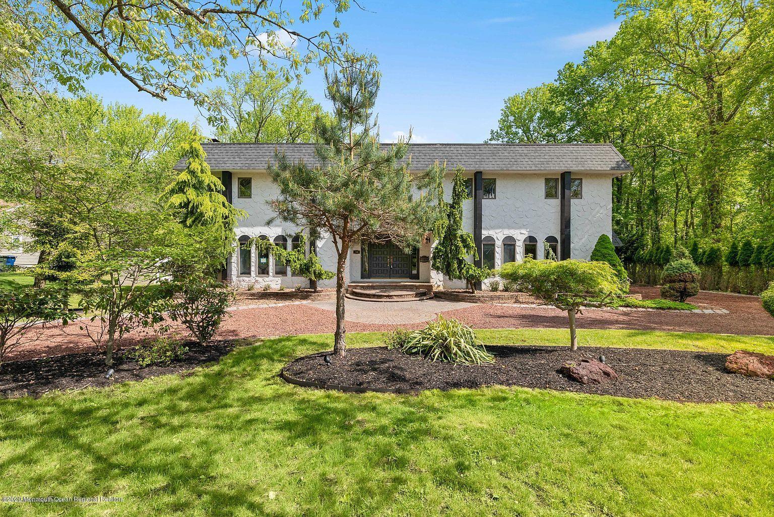 33 Heath Avenue Oakhurst NJ 07755