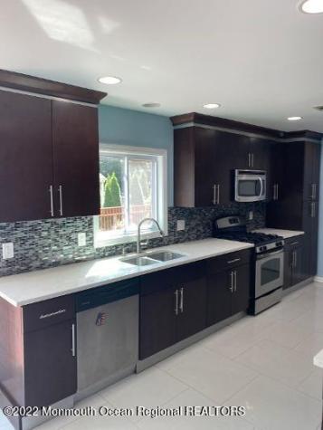 4 Ferris Court Oakhurst NJ 07755