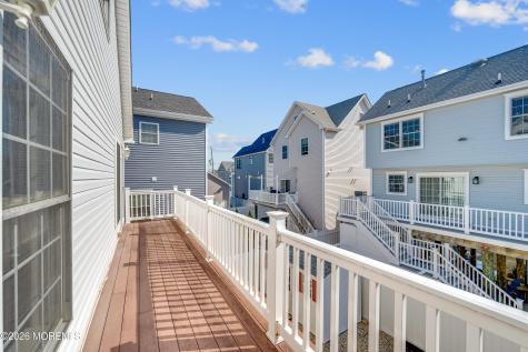 8 Nichols Avenue Ortley Beach NJ 08751