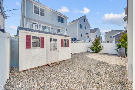 8 Nichols Avenue Ortley Beach NJ 08751