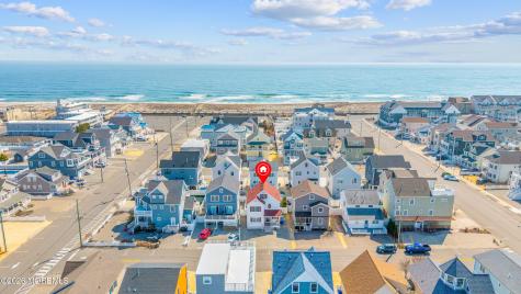 8 Nichols Avenue Ortley Beach NJ 08751
