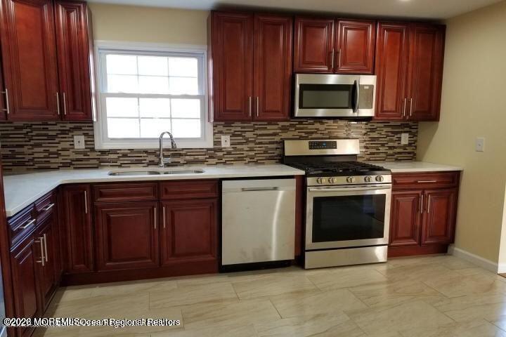 5 Bonnie Drive Middletown NJ 07748