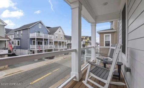 7 Center Street Sea Bright NJ 07760