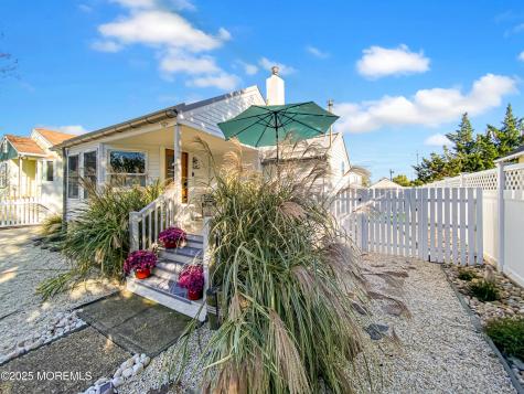 110 Curtis Place Manasquan NJ 08736