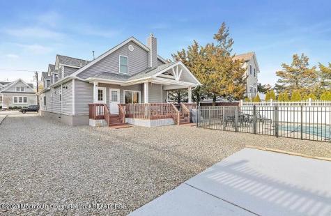 22 Pershing Boulevard Lavallette NJ 08735