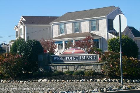 22 Pershing Boulevard Lavallette NJ 08735