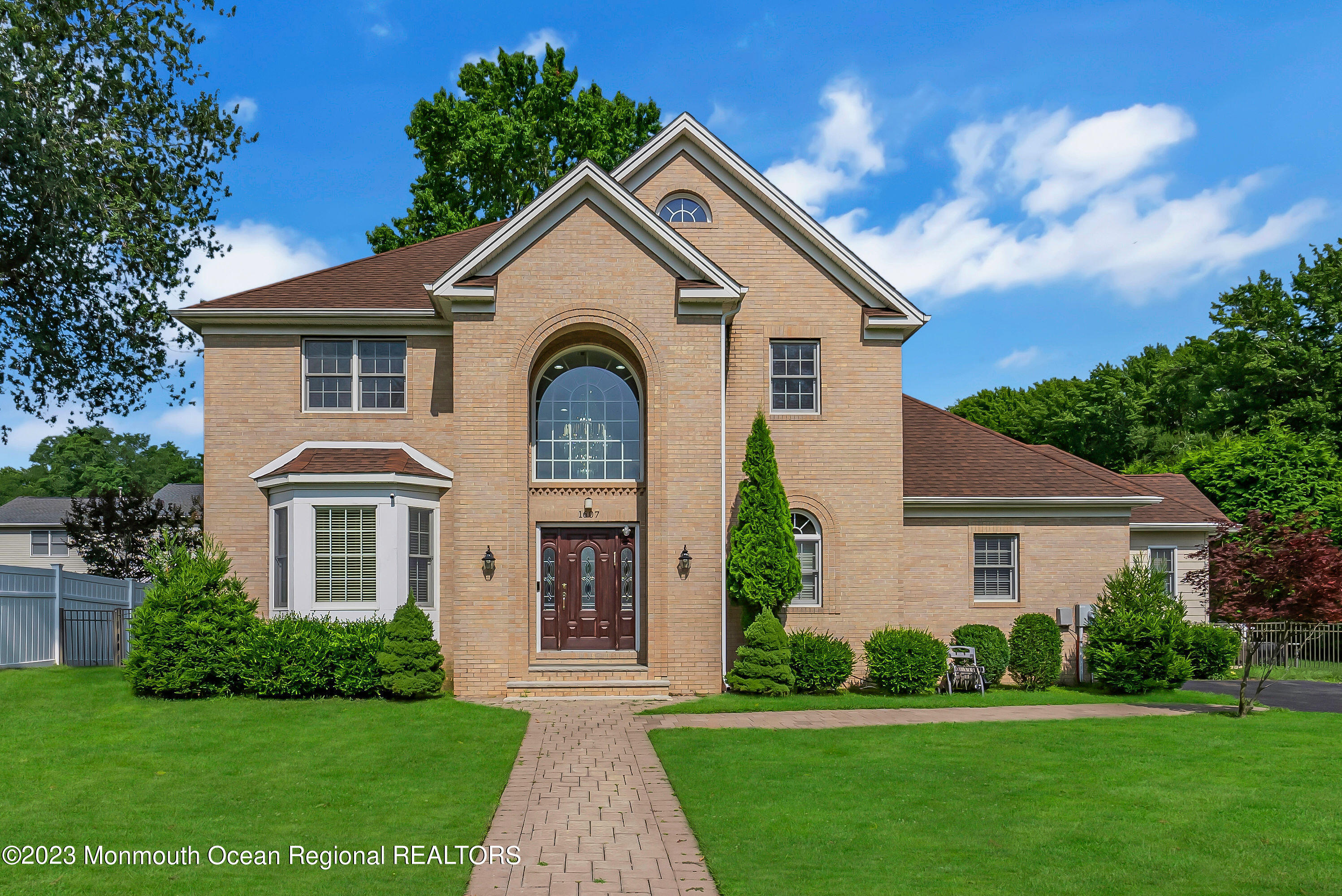 1607 Holbrook Street Oakhurst NJ 07755