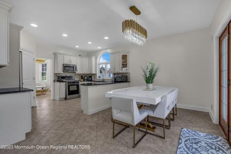 1607 Holbrook Street Oakhurst NJ 07755