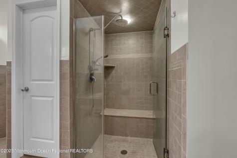 1607 Holbrook Street Oakhurst NJ 07755