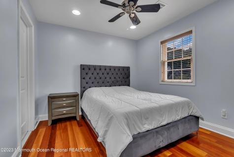 1607 Holbrook Street Oakhurst NJ 07755