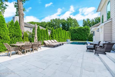 1607 Holbrook Street Oakhurst NJ 07755