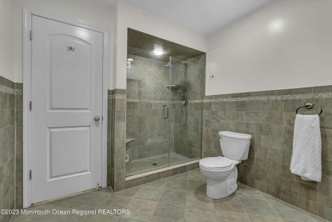 1607 Holbrook Street Oakhurst NJ 07755