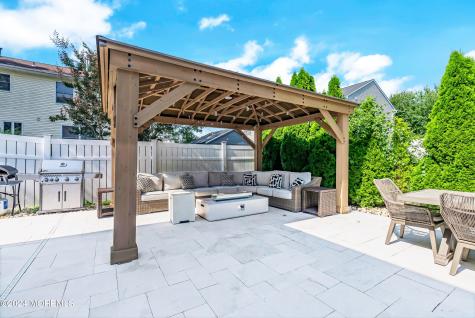 1607 Holbrook Street Oakhurst NJ 07755